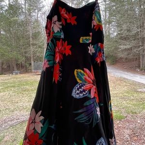 Old navy Womens tropical floral dress size medium worn a handful of times